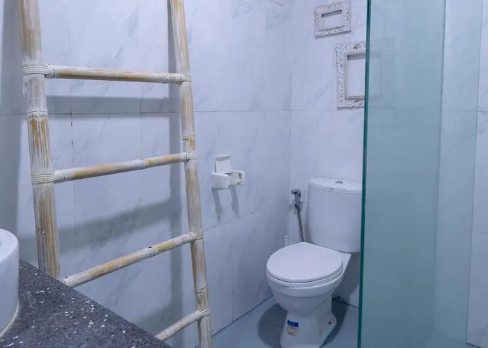 Massive 3 Bedroom In Heart Of * Seminyak (Bali)