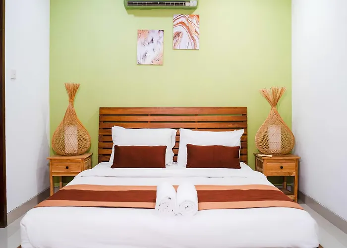 Massive 3 Bedroom In Heart Of Seminyak (Bali)
